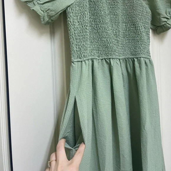 Adorable sage green dress! - Picture 3 of 3